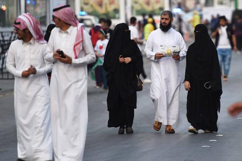 السعودية تكشف عن عدد الأجانب على أراضيها