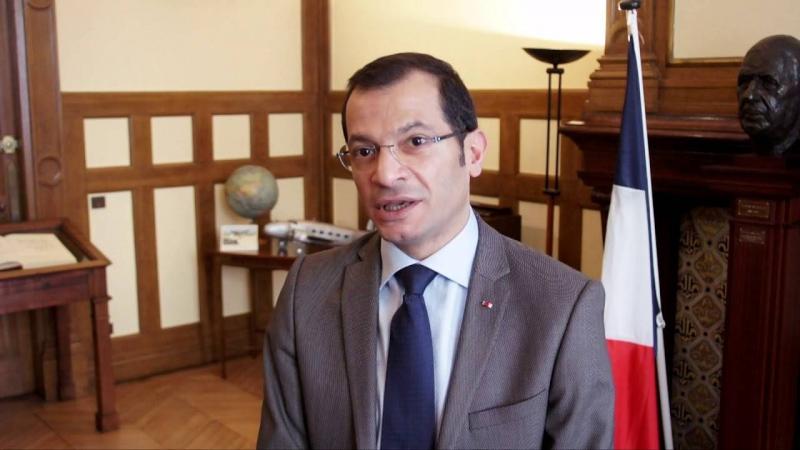الخارجية اللبنانية توفد لجنة الى فرنسا للتحقيق مع رامي عدوان