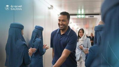 رائدا الفضاء السعوديان يصلان الرياض