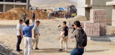 بالفيديو-لحظة انهيار رافعة مبنى قيد الانشاء في العراق