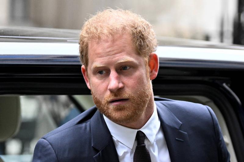 محامون: الأمير هاري يجب أن يحصل على 500 جنيه إسترليني