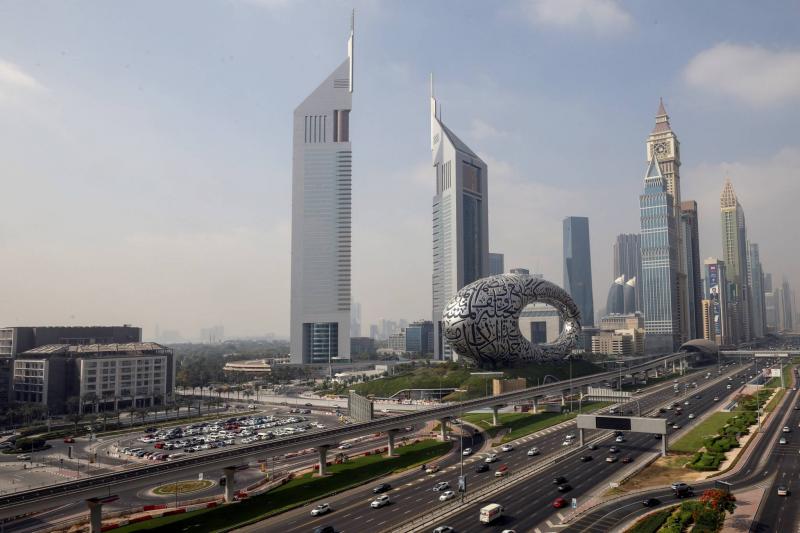 دبي تتطلع لنمو طويل المدى مع ازدهار قطاع العقارات