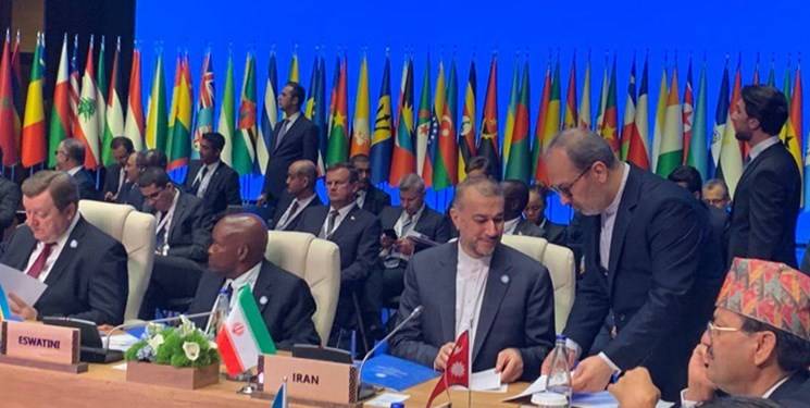 وزيرا الخارجية الإيراني والسوداني يجتمعان في أذربيجان