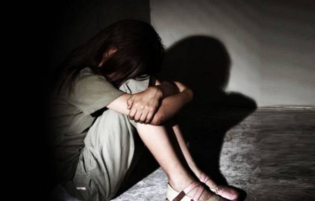 في صور.. استدرج قاصرات وحاول التحرش بهن!