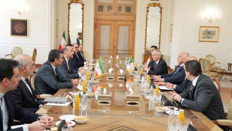 عودة العلاقات الدبلوماسية بين إيران والجزائر