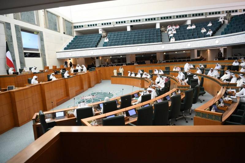 برلمان الكويت يوافق على مشاركة القطاع الخاص في تقديم الخدمات السكنية للمواطنين
