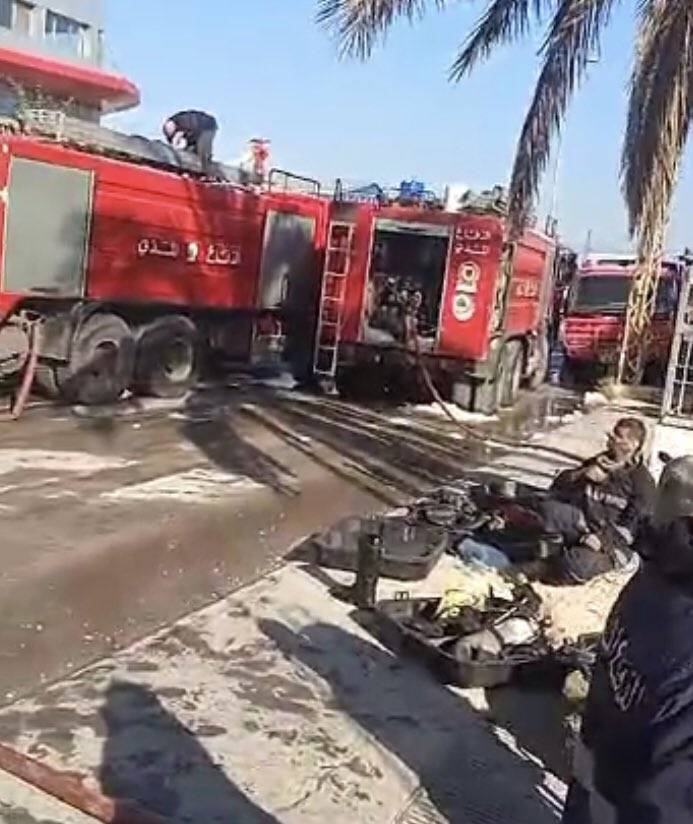 بالفيديو-حريق كبير داخل معمل في الشويفات