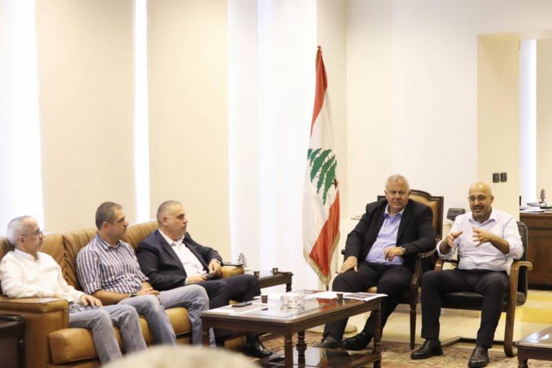 سلسلة قرارات بشأن النفايات وبقايا الذبائح في أرض جلول