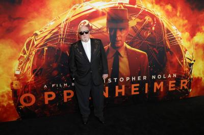 ناقد عالمي: فيلم Oppenheimer الأفضل في هذا القرن