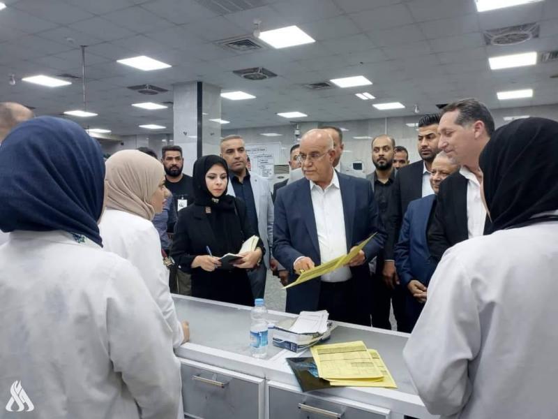 وزير الصحة العراقي: لتأمين احتياجات صحة كربلاء الطبية