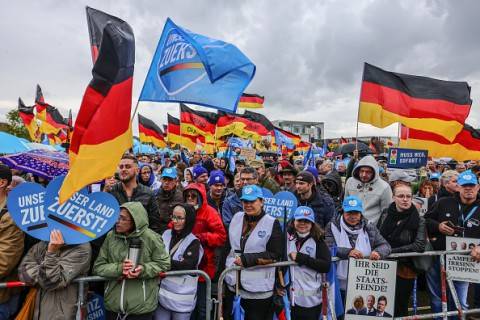 المانيا.. احتجاجات حاشدة مناهضة لحزب البديل