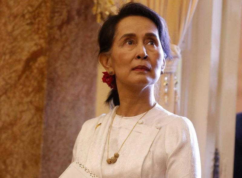 العفو عن زعيمة ميانمار السابقة سو تشي في 5 اتهامات