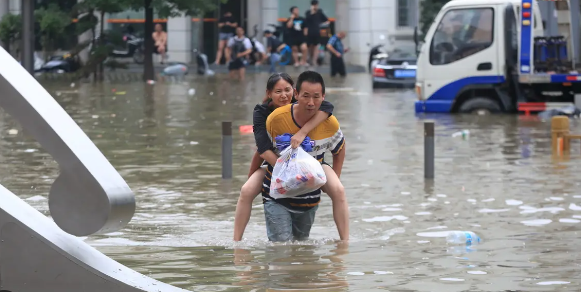 ما سبب الأمطار القياسية على بكين وشمالي الصين؟