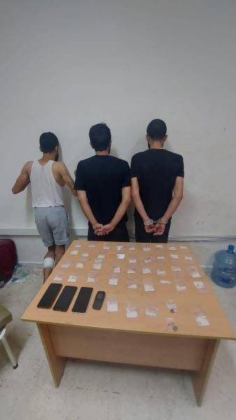 شكّلوا شبكة لترويج المخدّرات في الشويفات.. وشعبة المعلومات تلقي القبض عليهم