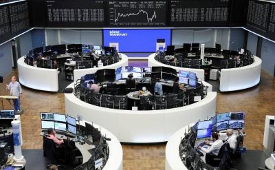 الصناعات الدفاعية ترفع أسهم أوروبا
