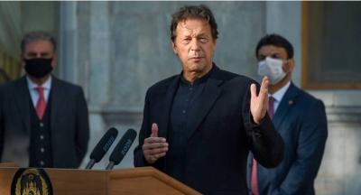 عمران خان ممنوع من العمل السياسي لـ5 سنوات