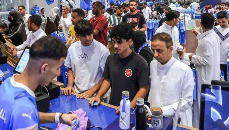 بعد انتقاله للرياض.. بيع أكثر من 10 آلاف قميص لنيمار