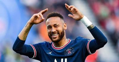 الهلال السعودي يتعاقد مع المهاجم البرازيلي نيمار