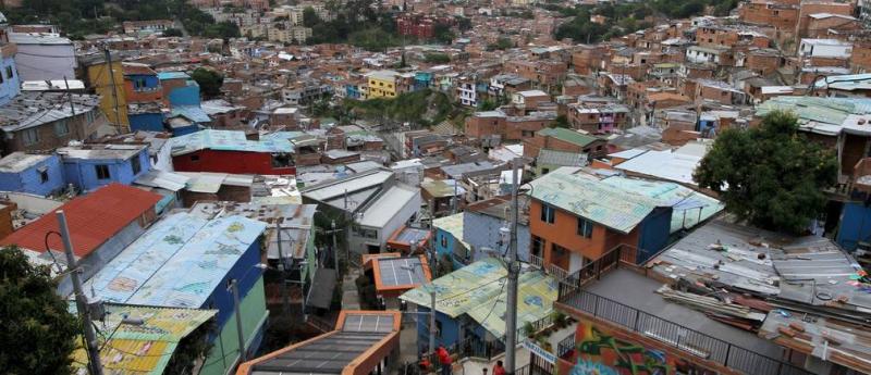 بالفيديو-زلزال بقوة 6.1 درجة يضرب كولومبيا
