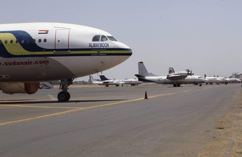 السودان يفتح المجال الجوي في المناطق الشرقية
