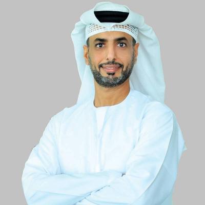 مهندس إماراتي يواجه كورونا بتشييد المستشفيات الميدانية