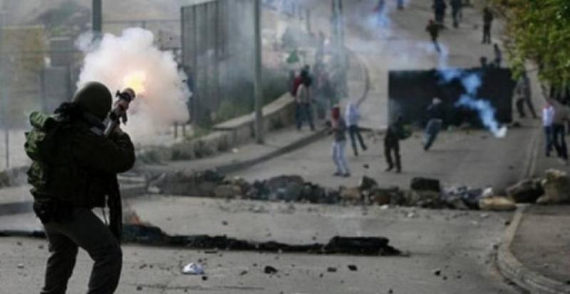 مواجهات في القدس وقصف على غزة.. الأردن يحذر إسرائيل من 