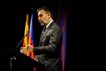 الشرطة الإسبانية تداهم مقرات نادي برشلونة وتعتقل رئيس النادي السابق