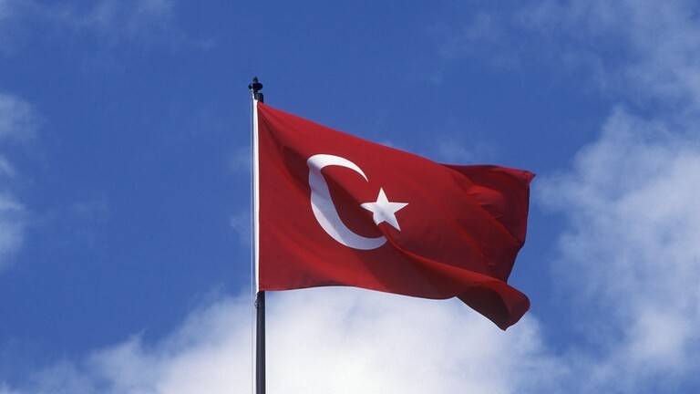 مقتل رجل وإصابة 3 بإطلاق نار داخل فندق في تركيا