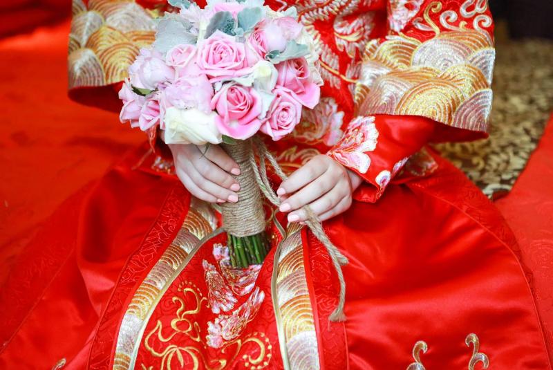 في الصين... مكافأة نقدية للأزواج