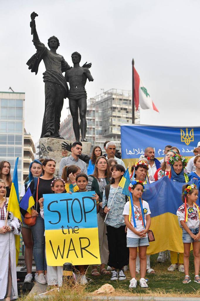 أوكرانيون يحيون استقلال بلادهم في بيروت