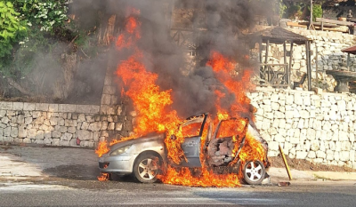 إحتراق سيارة على أتوستراد جبيل