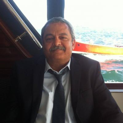 مصر.. سياسي معارض يبدأ إضرابا عن الطعام