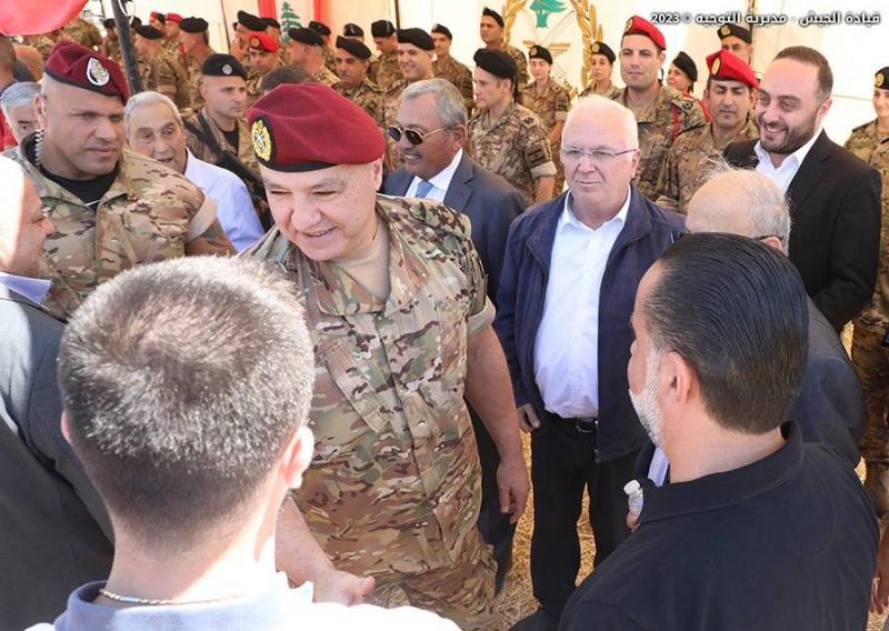 العماد عون: العسكريون هم وراء استمرار المؤسسة العسكرية وصمودها
