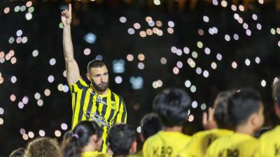 كريم بنزيما يُثير القلق في تدريبات الاتحاد
