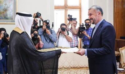 السفير السعودي لدى طهران يقدم أوراق اعتماده لعبد اللهيان