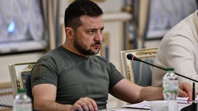 بعد تصريحات زيلينسكي.. بولندا تستدعي السفير الأوكراني