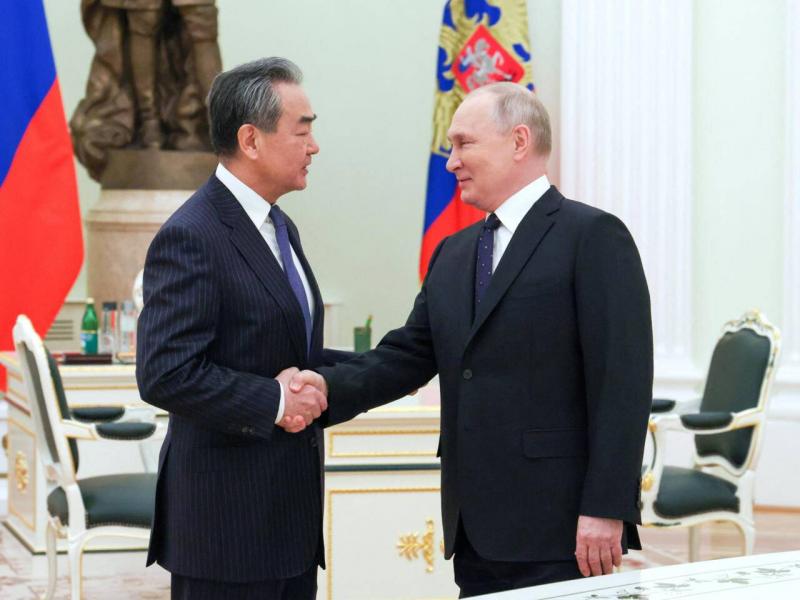 الصين تتعهد بتعاون أوسع مع روسيا