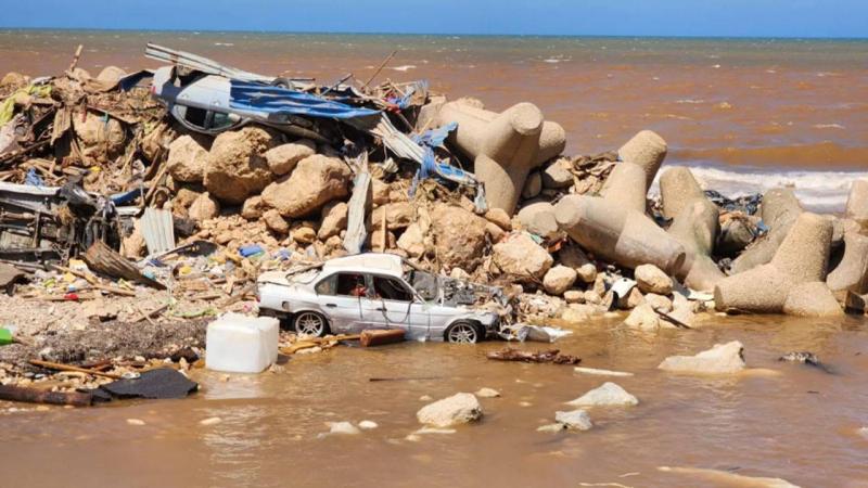 سيول ليبيا تجرف المهاجرين.. وآمالهم