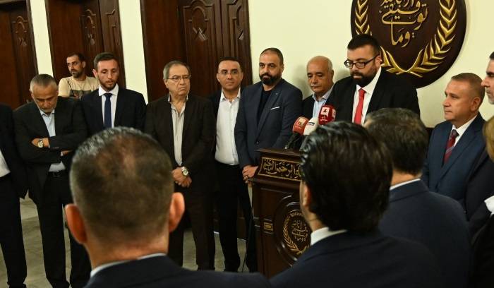 دريان يتقبل التهاني بتمديد ولايته والحريري يقول: نحن وسيد دار الفتوى واحد