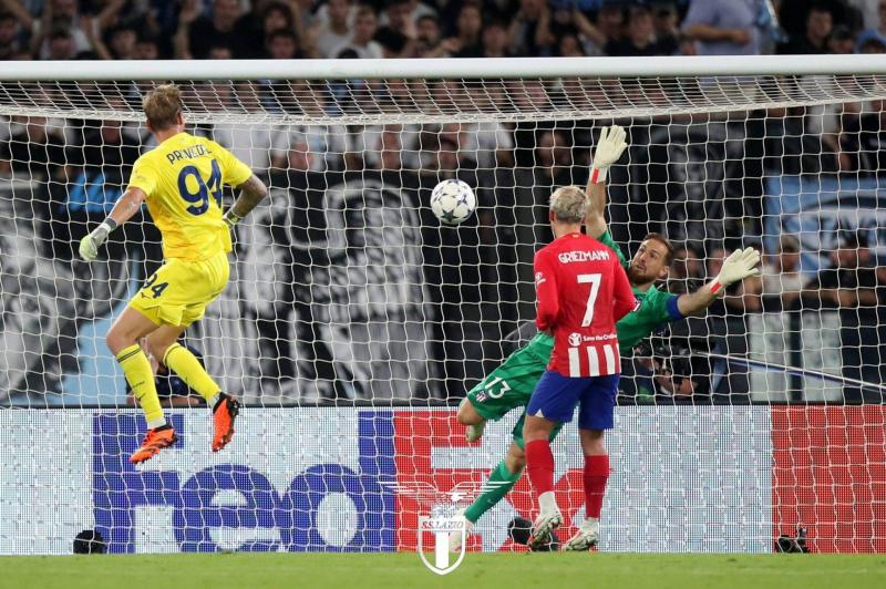 هدف الحارس بروفديل يمنح لاتسيو التعادل 1-1 مع أتليتيكو مدريد