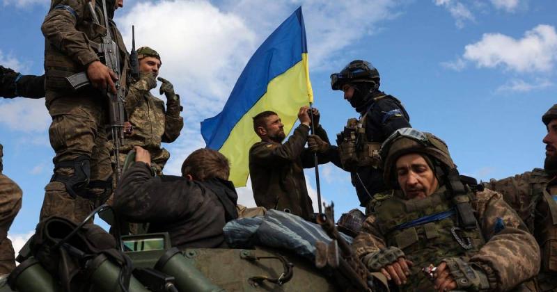 جنرال أوكراني يعلن استعادة السيطرة على قرية شرقي البلاد