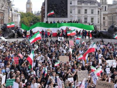 محتجو إيران يحيون ذكرى القمع الدموي في الجنوب الشرقي