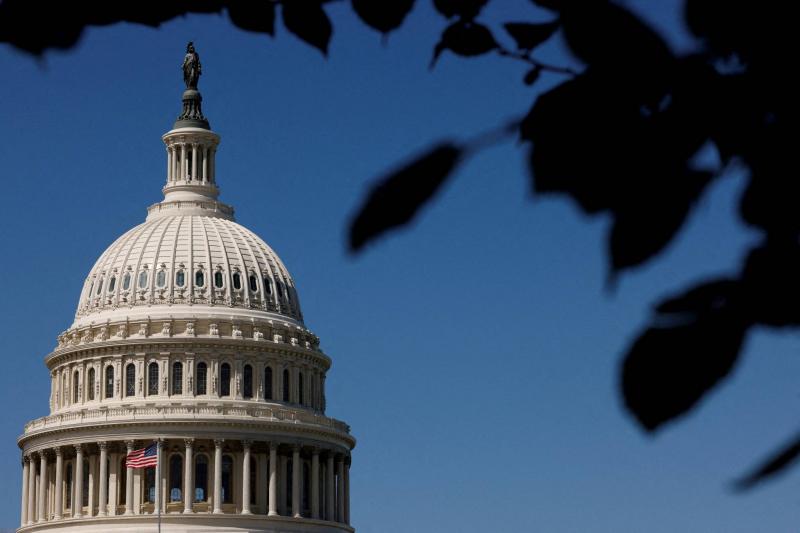 مجلس النواب الأميركي يقر مشروع قانون لتجنب إغلاق الحكومة