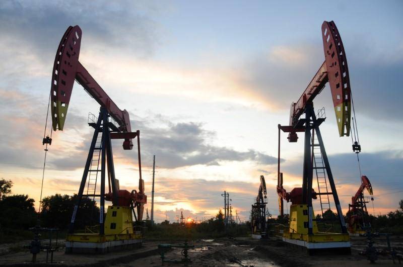 نوفاك: روسيا والسعودية ناقشتا وضع سوق النفط