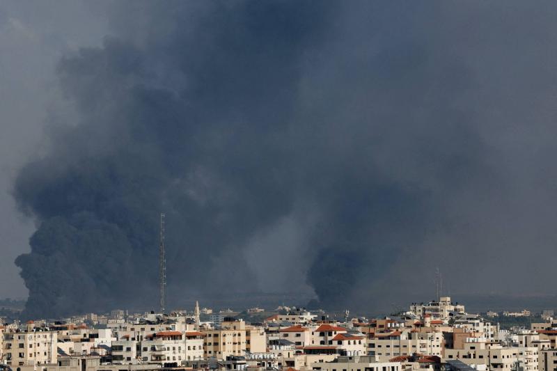 قوات برية محدودة تدخل غزة.. والمجازر مستمرة