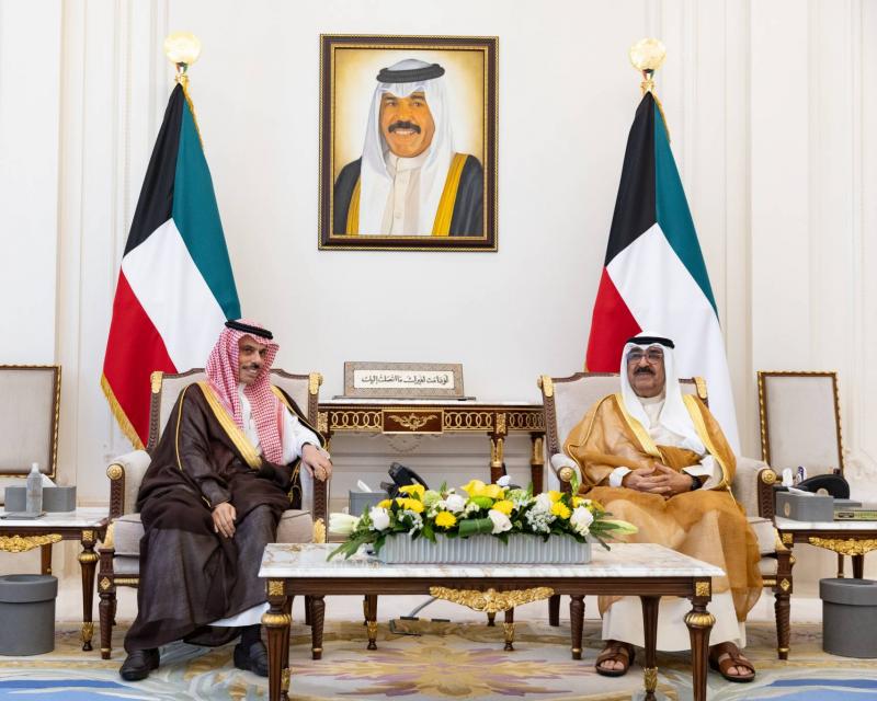 الأوضاع في غزة بين ولي عهد الكويت ووزير الخارجية السعودي