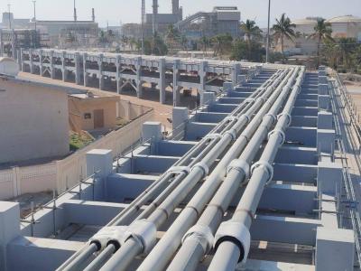 إستئناف العمليات بميناء صلالة العماني تدريجيا بدءا من الغد