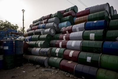 النفط مستقر مع متابعة السوق لتوترات الشرق الأوسط