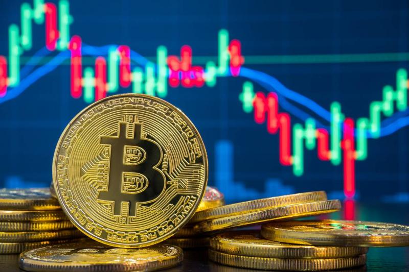 بتكوين تتجاوز 30 ألف دولار للمرة الأولى منذ آب/ أغسطس