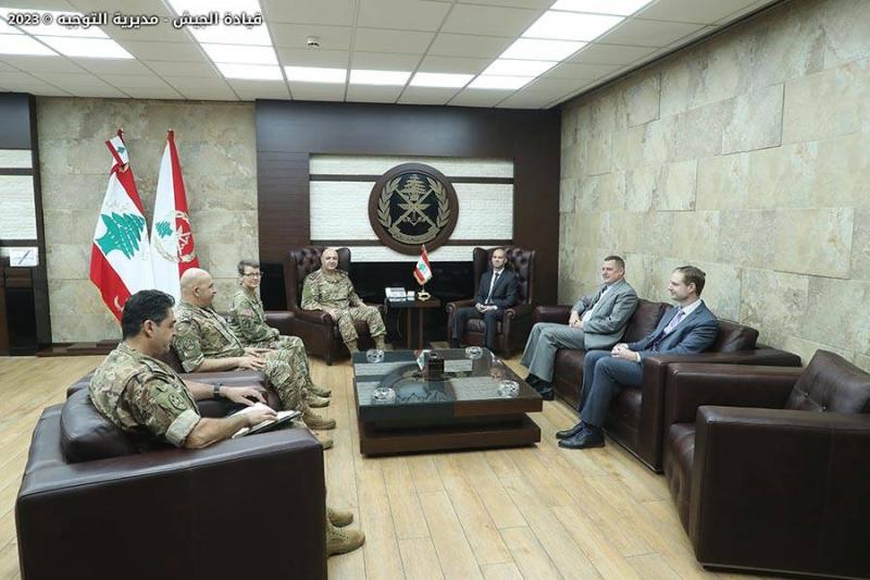 التطورات الجنوبية بين قائد الجيش ووفد أميركي